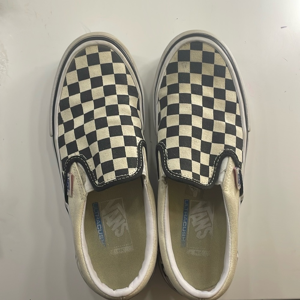 Vans checkered tennis shoes